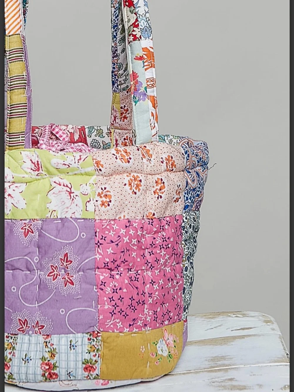 POL HMQD4 Patchwork Quilted Bucket Tote Bag in Multicolor NWT - Picture 8 of 10